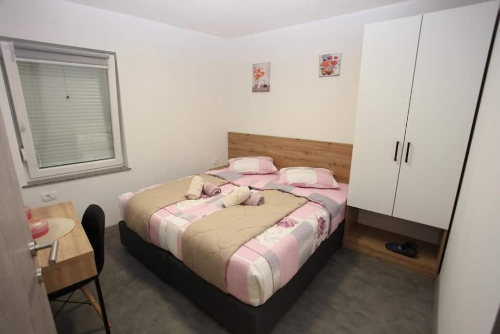 Apartmani Venecia Prozor 외부 사진