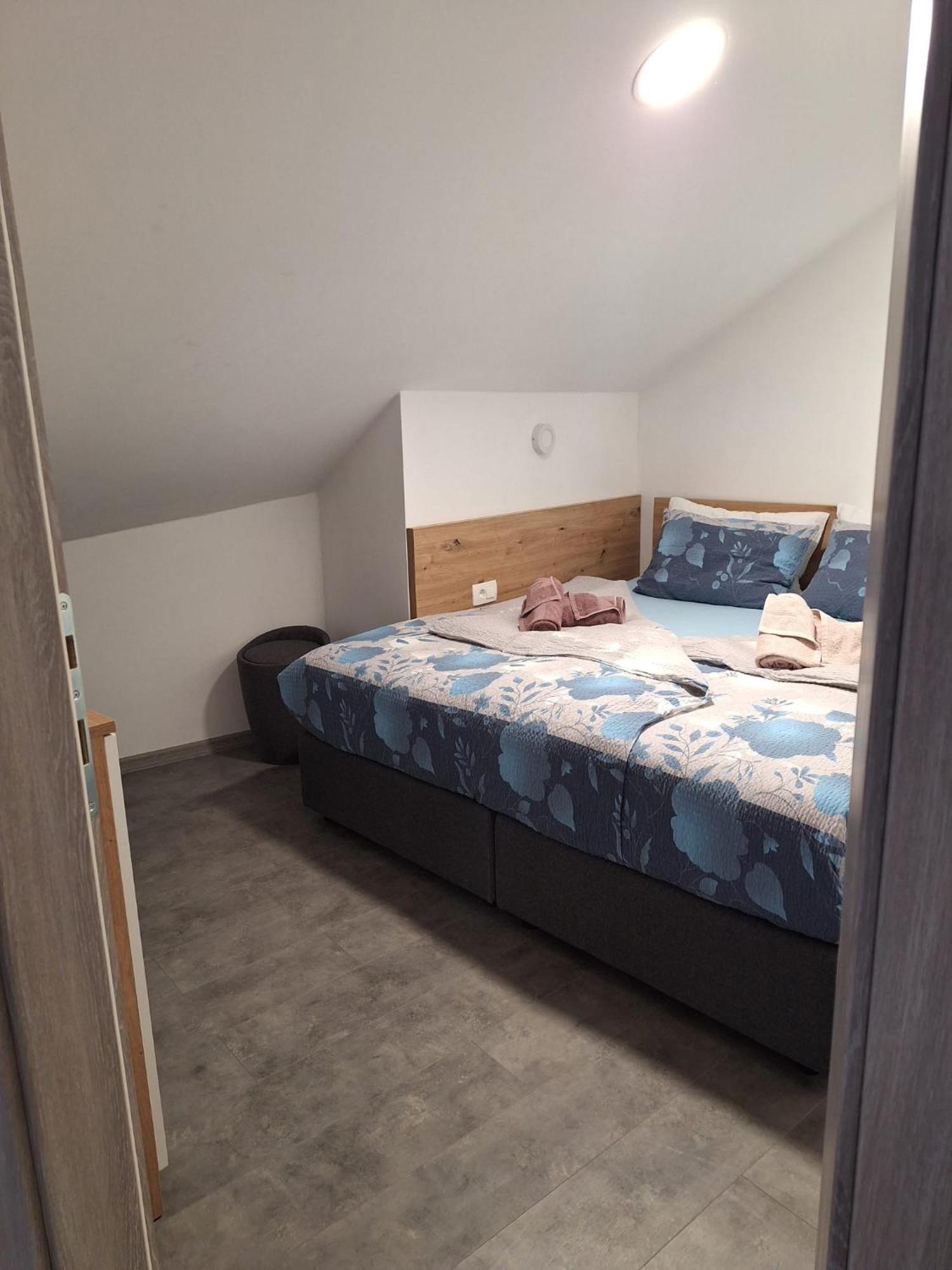 Apartmani Venecia Prozor 외부 사진